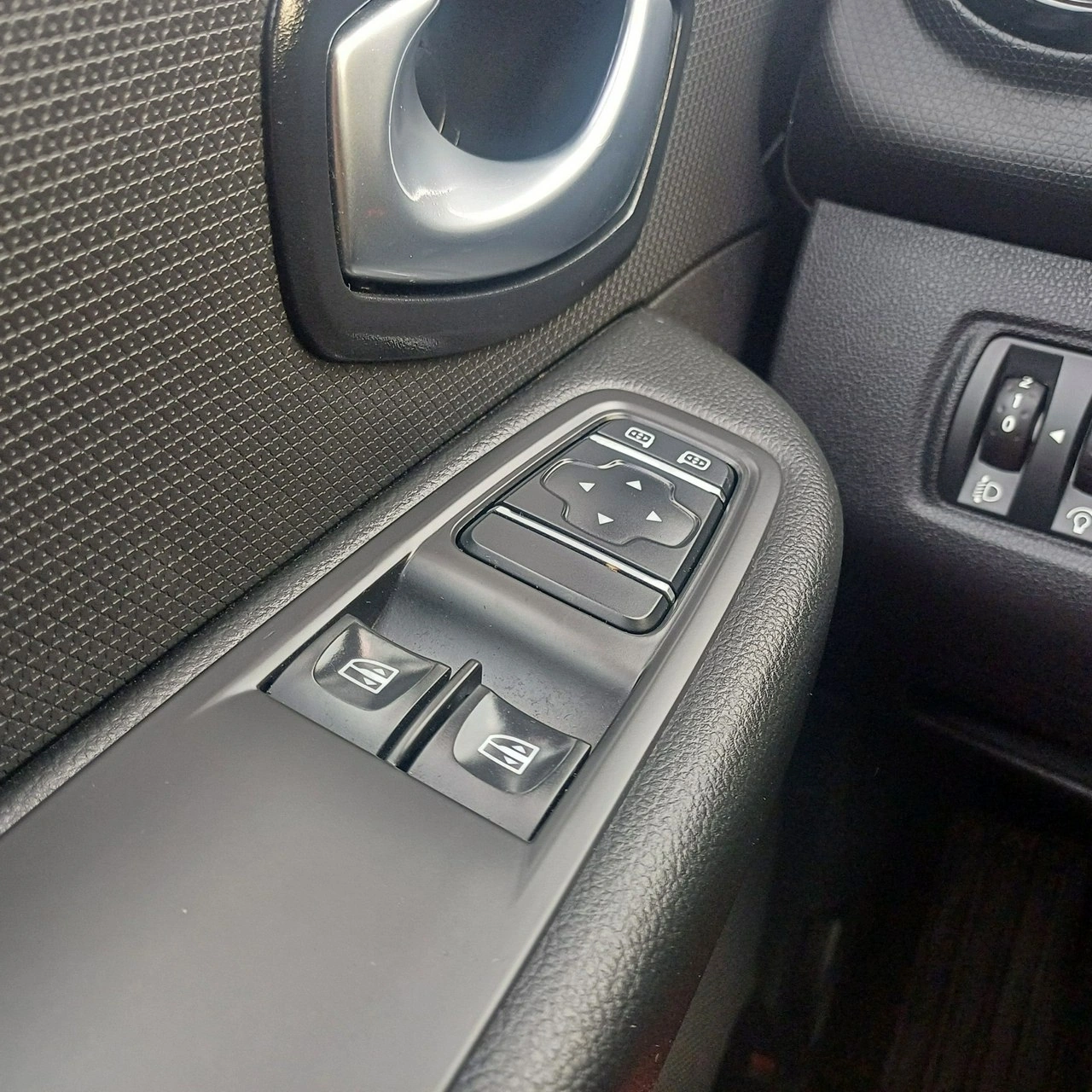 Renault Clio - Zdjęcie 19