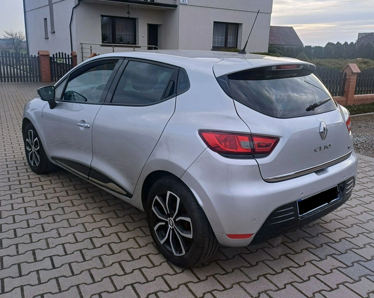 Renault Clio - Zdjęcie 2