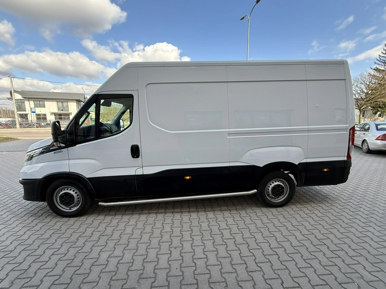 Iveco Daily 35S14 - Zdjęcie 10