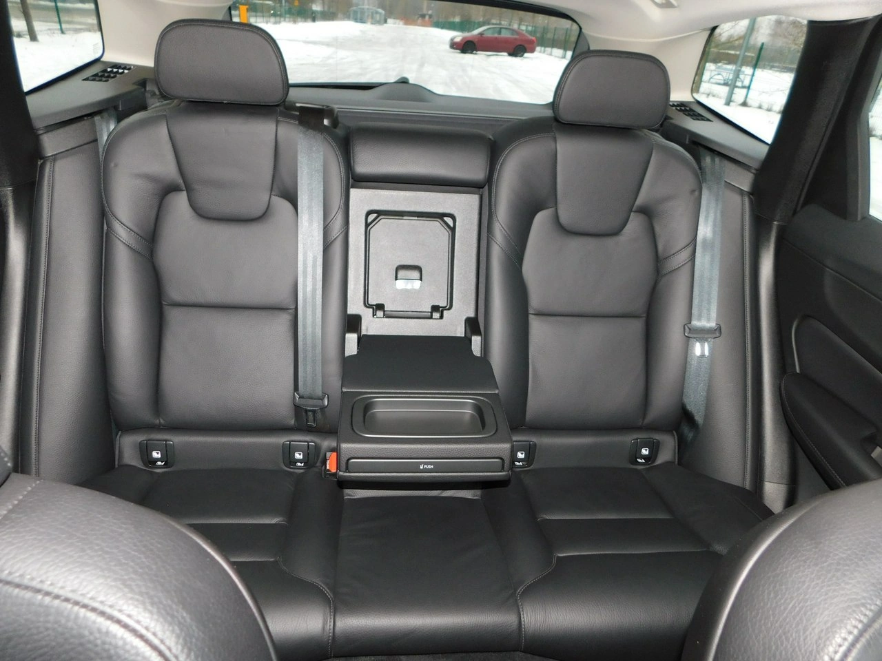 Volvo XC 60 - Zdjęcie 8