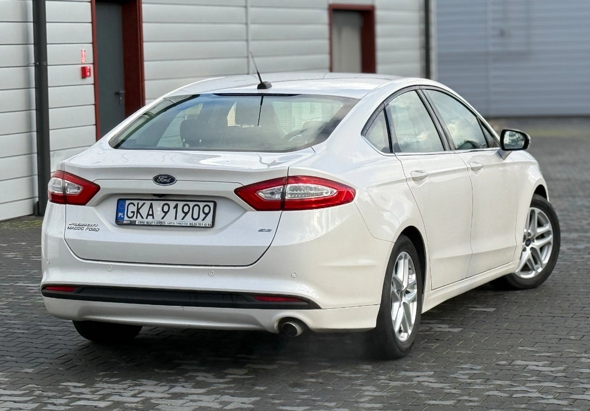 Ford Fusion - Zdjęcie 4