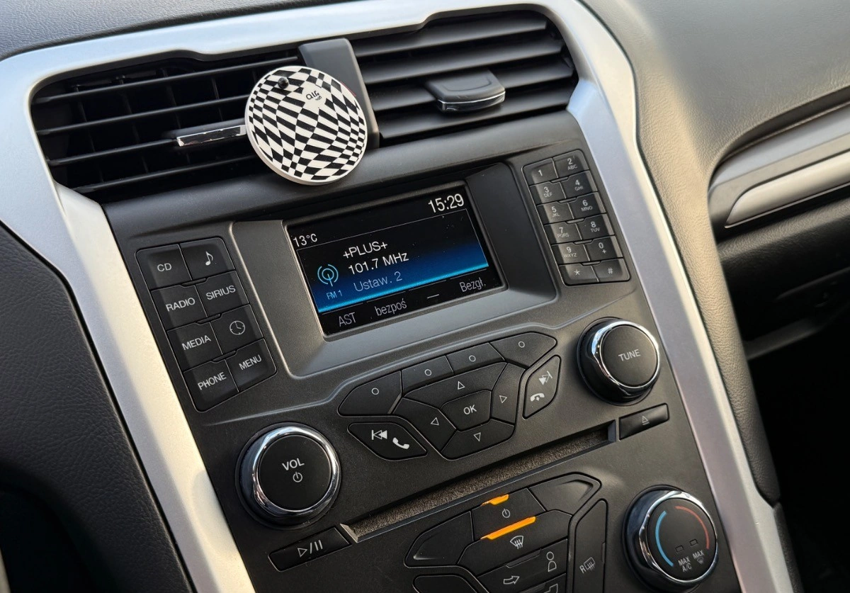 Ford Fusion - Zdjęcie 24