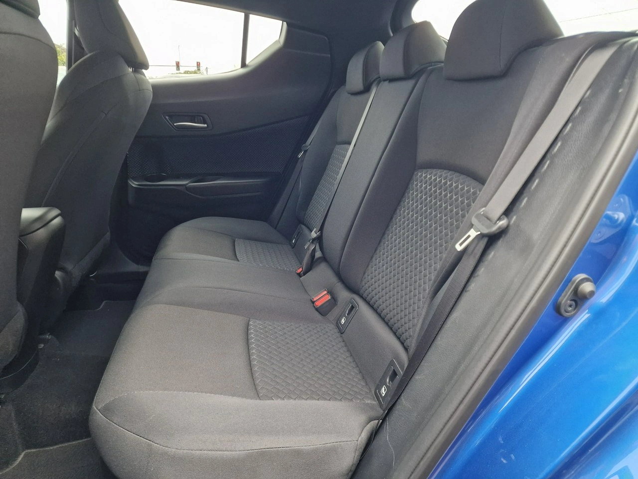 Toyota C-HR - Zdjęcie 19