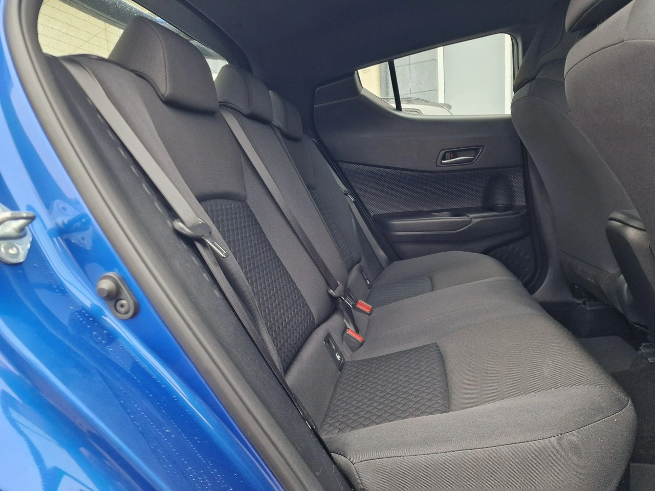 Toyota C-HR - Zdjęcie 21