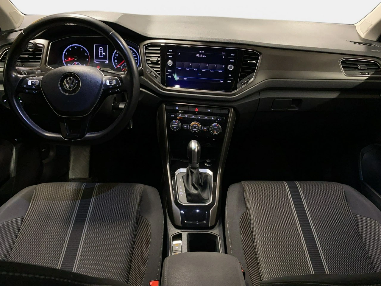 Volkswagen T-Roc - Zdjęcie 19