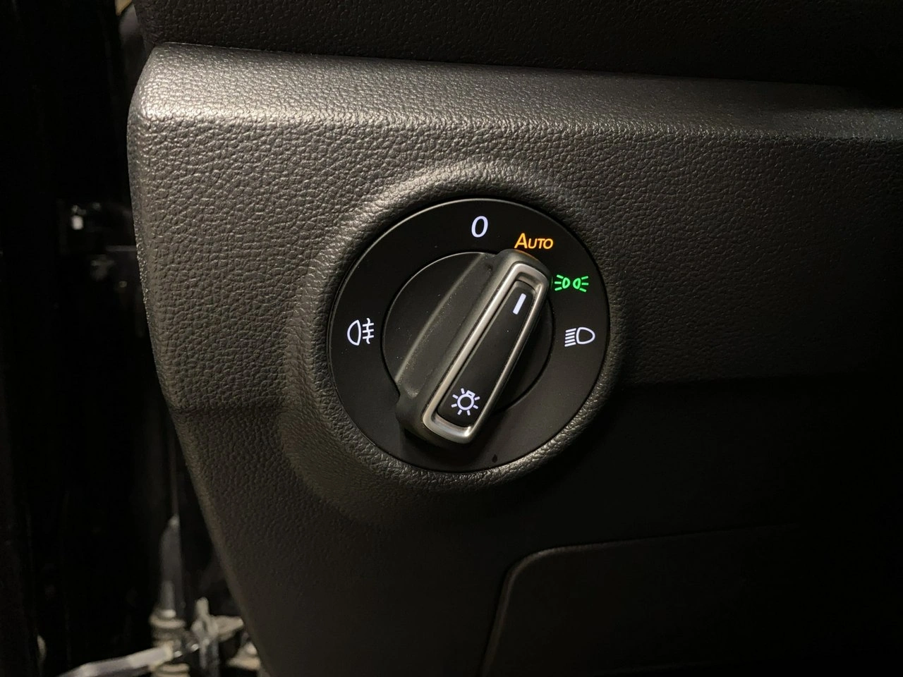 Volkswagen T-Roc - Zdjęcie 38