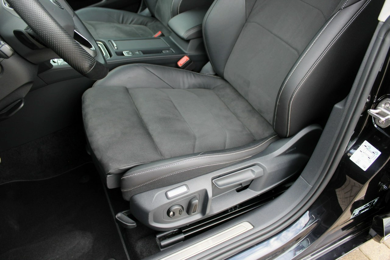 Volkswagen Arteon - Zdjęcie 16