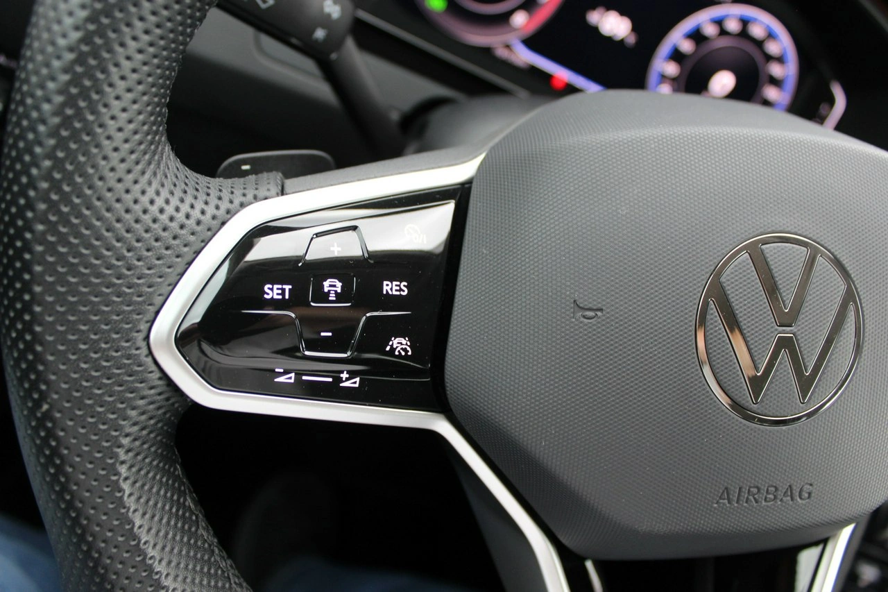 Volkswagen Arteon - Zdjęcie 23