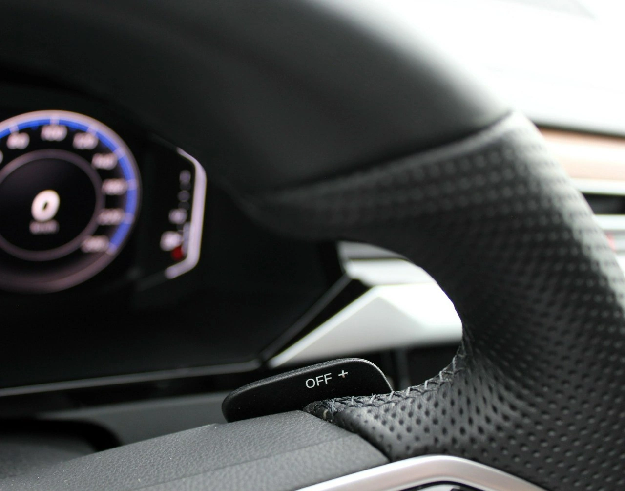 Volkswagen Arteon - Zdjęcie 25