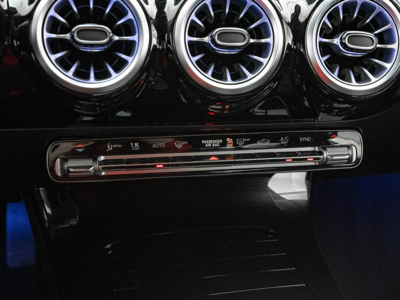 Mercedes A 200 - Zdjęcie 14