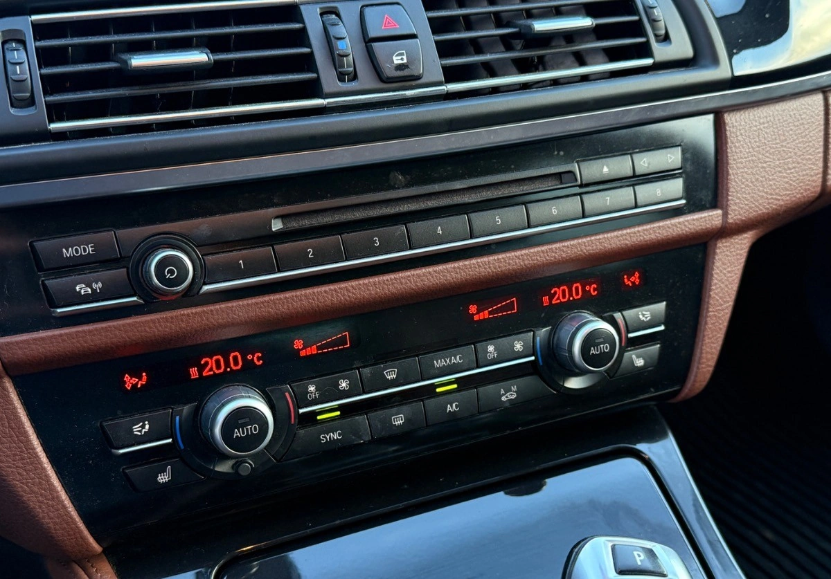 BMW Seria 5 - Zdjęcie 30