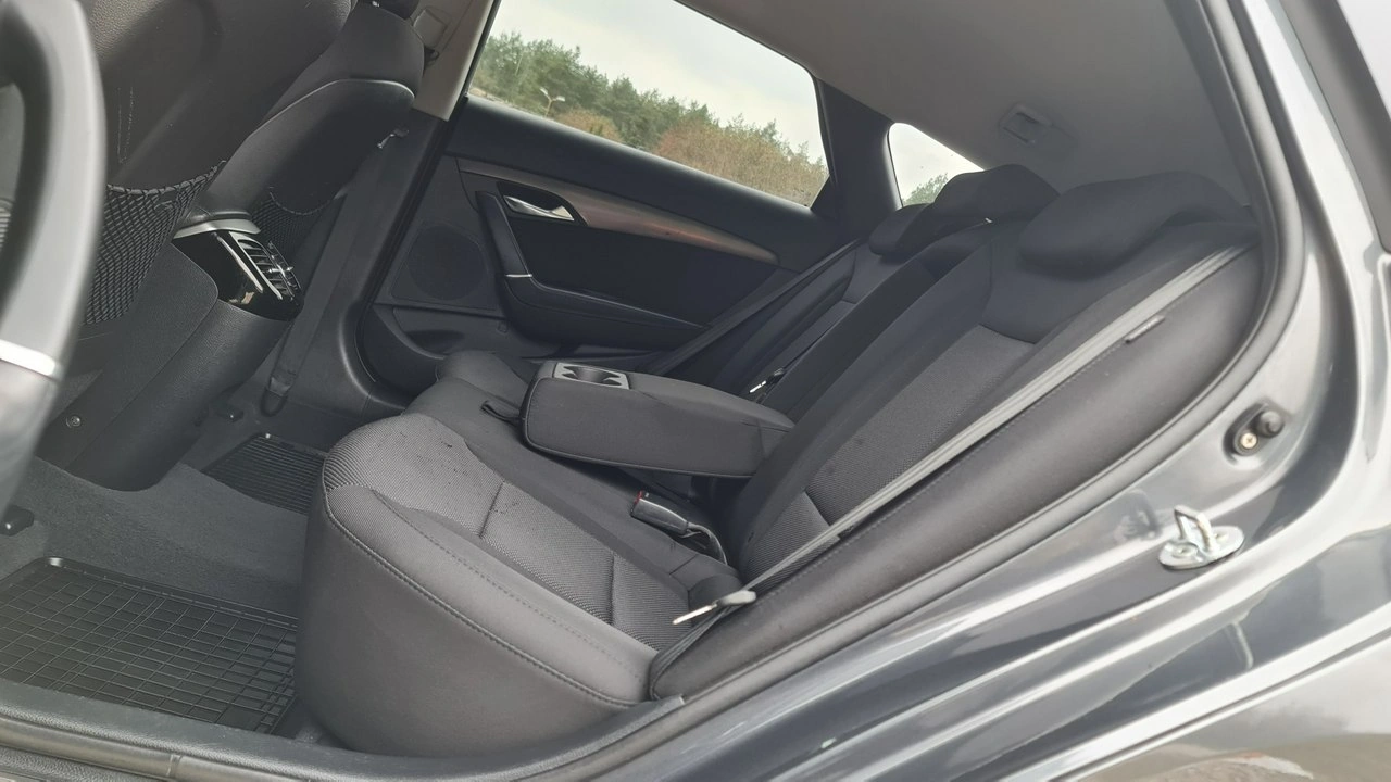 Hyundai i40 - Zdjęcie 7