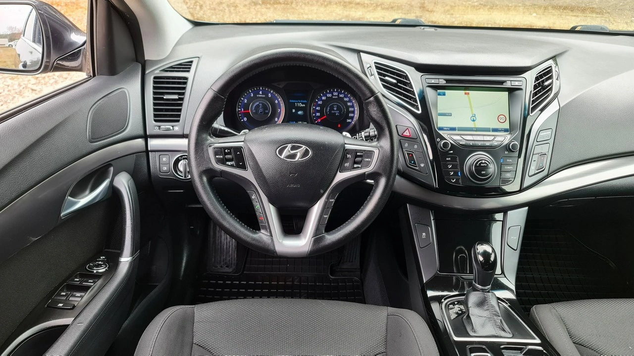 Hyundai i40 - Zdjęcie 16