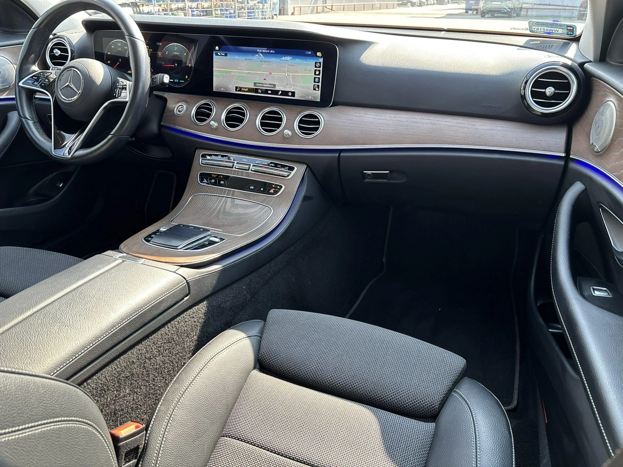 Mercedes E 220 - Zdjęcie 16