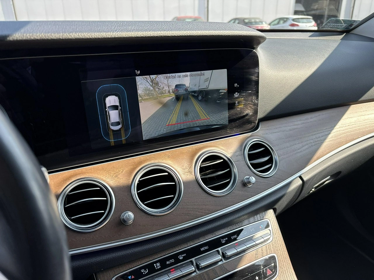 Mercedes E 220 - Zdjęcie 19