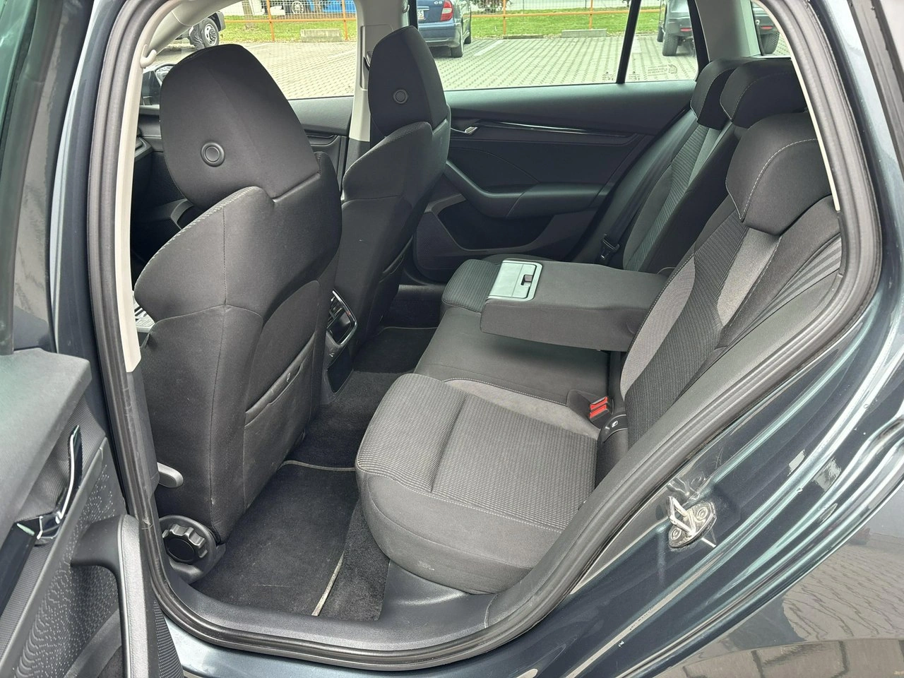 Skoda Octavia - Zdjęcie 11