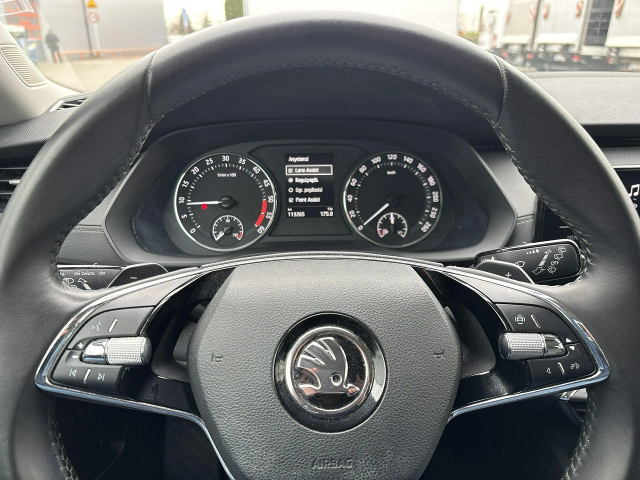 Skoda Octavia - Zdjęcie 23