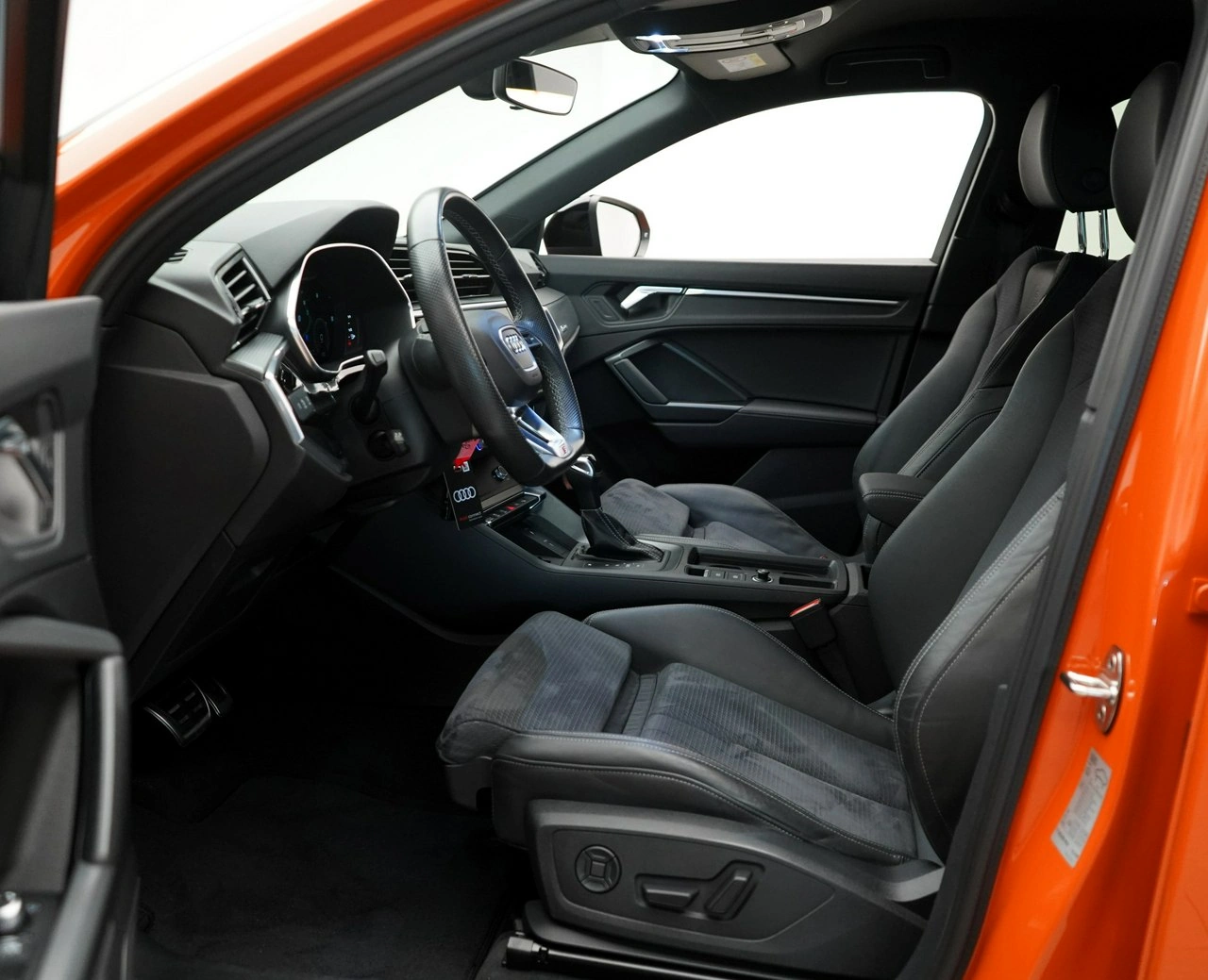 Audi Q3 - Zdjęcie 16