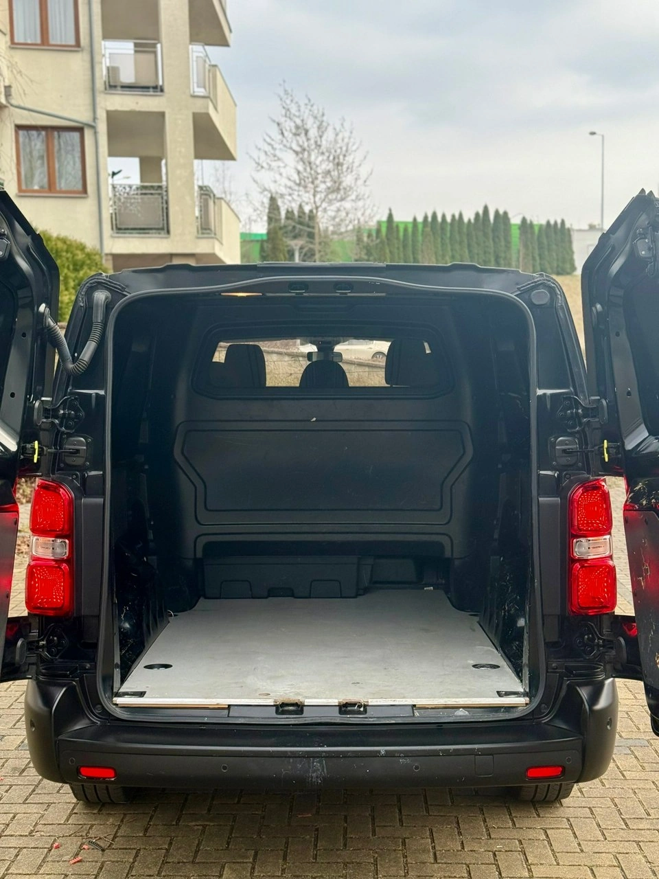 Peugeot Expert - Zdjęcie 24