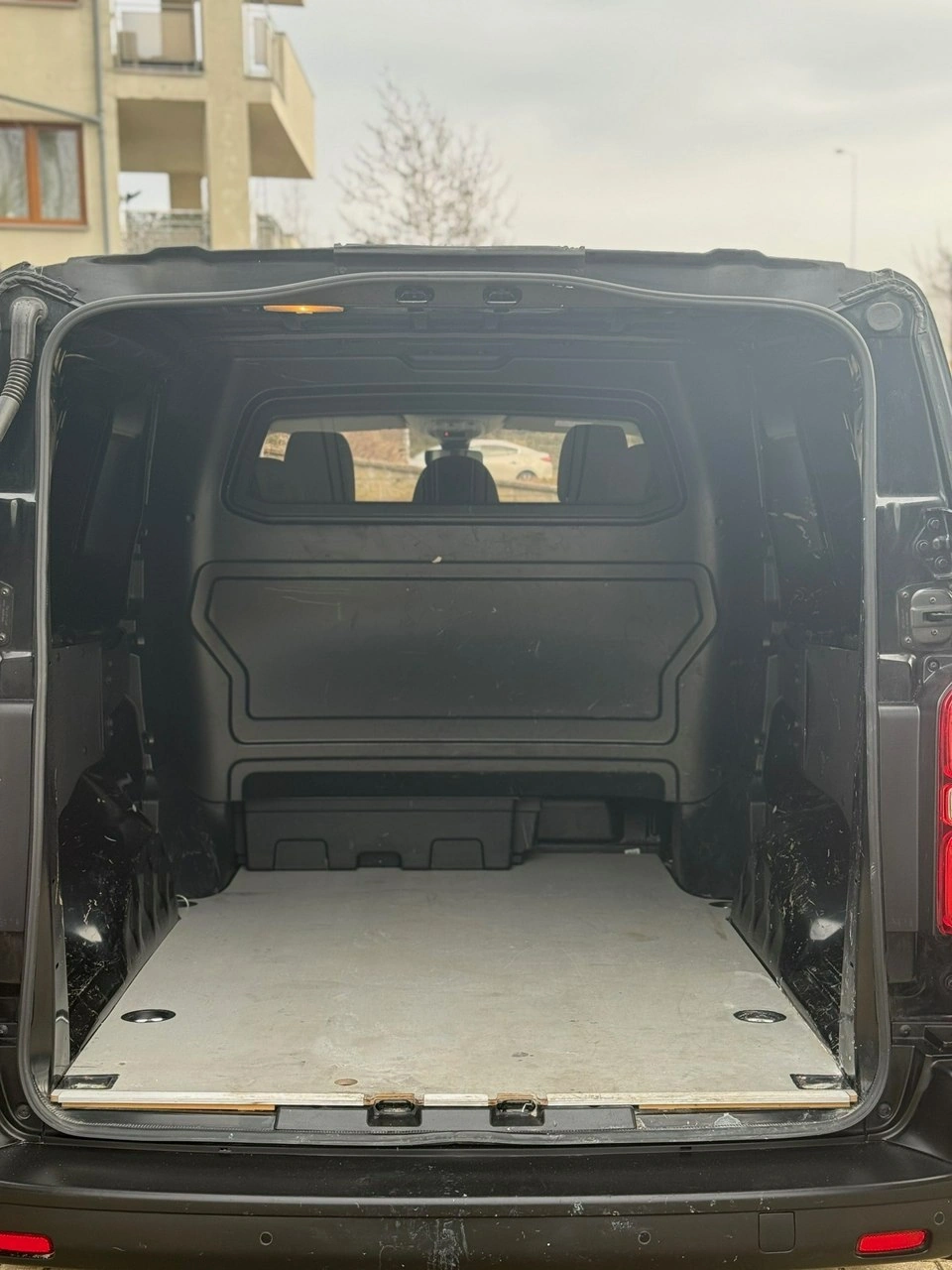 Peugeot Expert - Zdjęcie 25