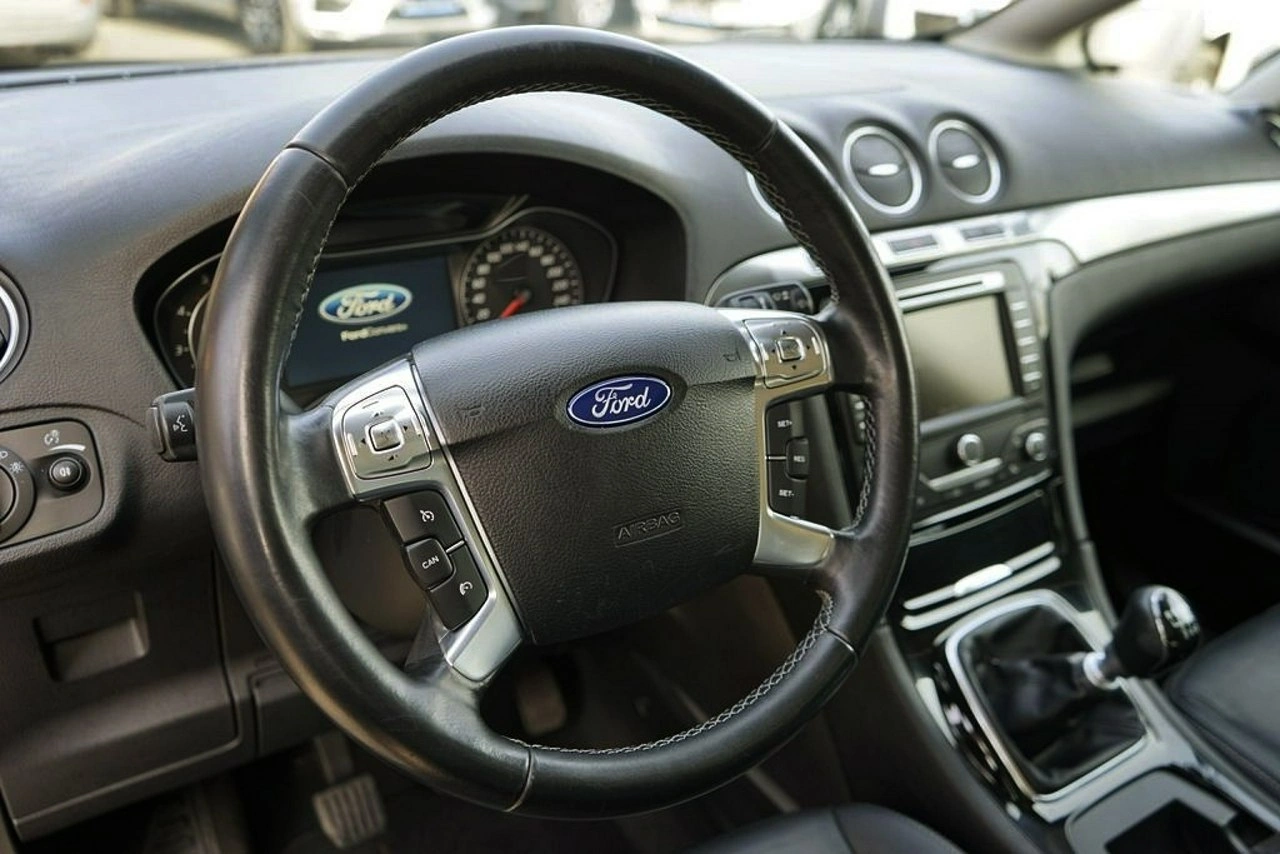 Ford S-Max - Zdjęcie 26