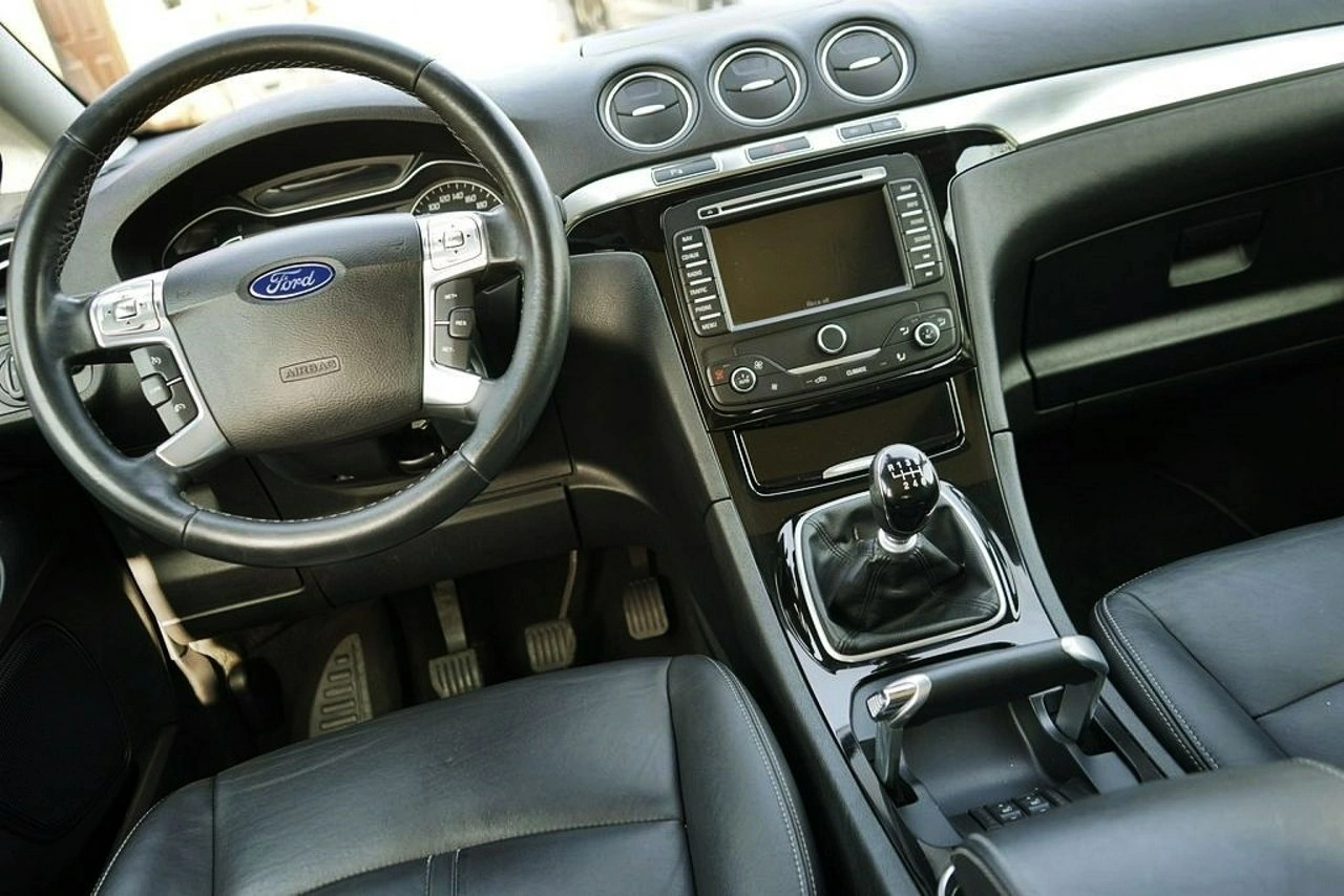 Ford S-Max - Zdjęcie 27