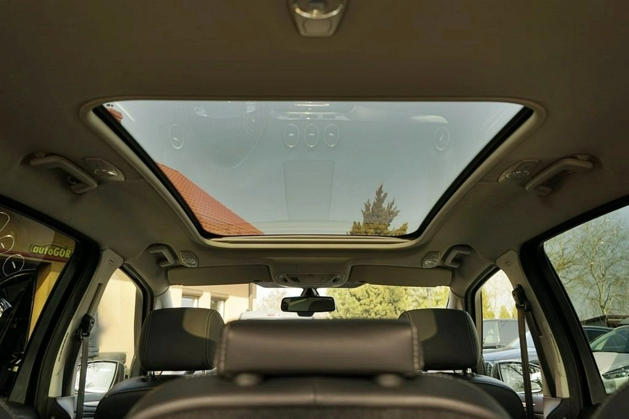 Ford S-Max - Zdjęcie 32