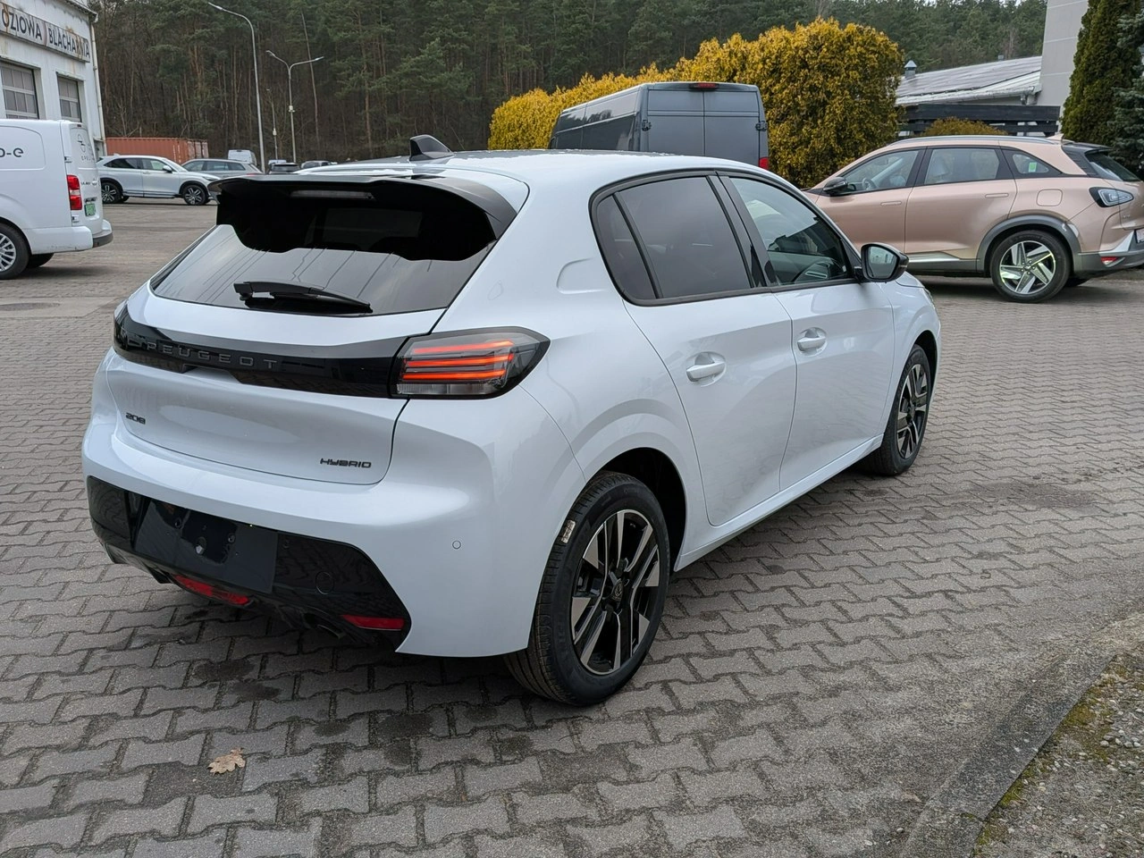 Peugeot 208 - Zdjęcie 3