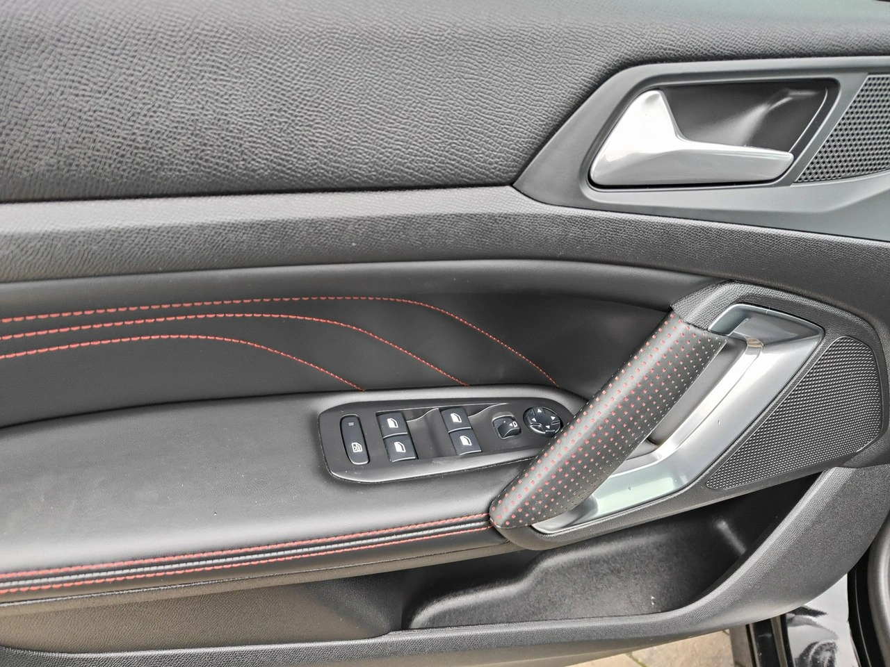 Peugeot 308 - Zdjęcie 18