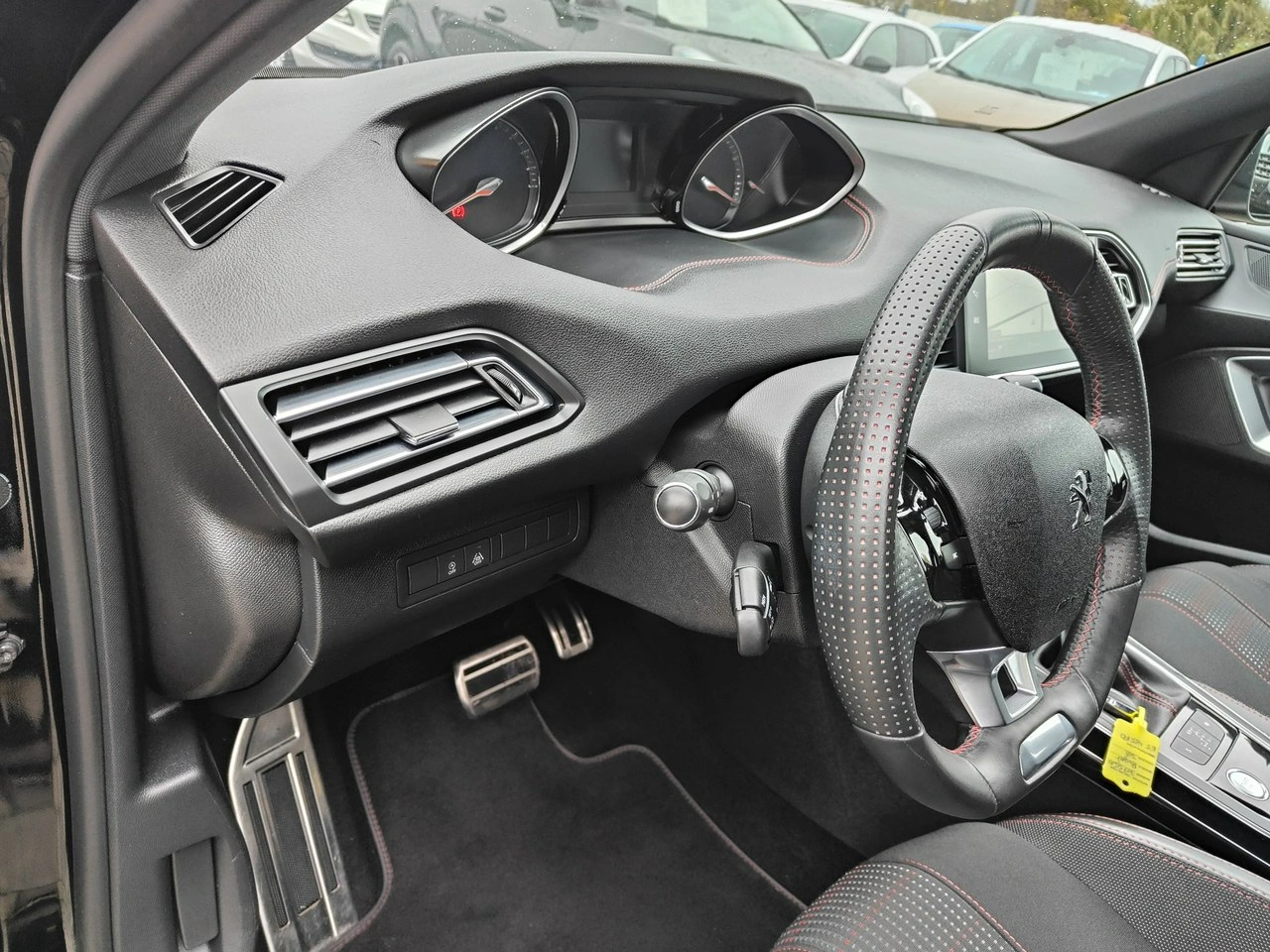 Peugeot 308 - Zdjęcie 15