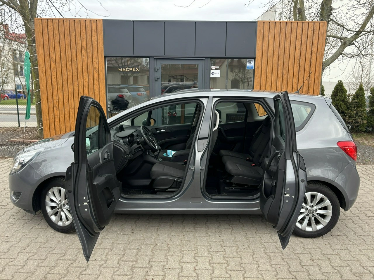 Opel Meriva - Zdjęcie 4