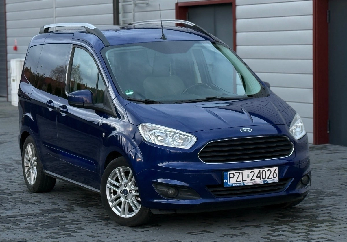 Ford Tourneo Courier - Zdjęcie 10