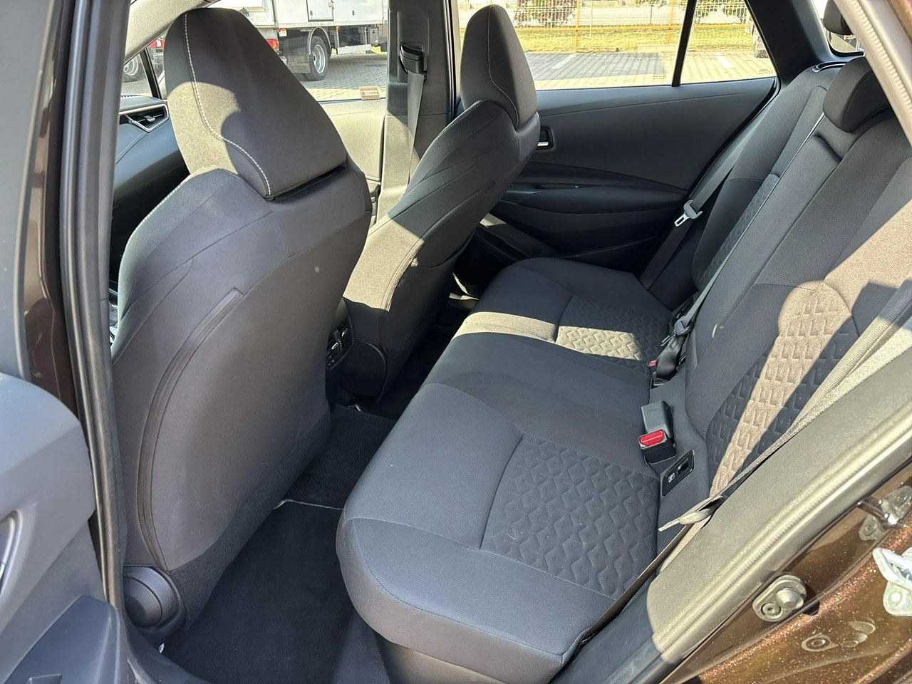 Toyota Corolla - Zdjęcie 11