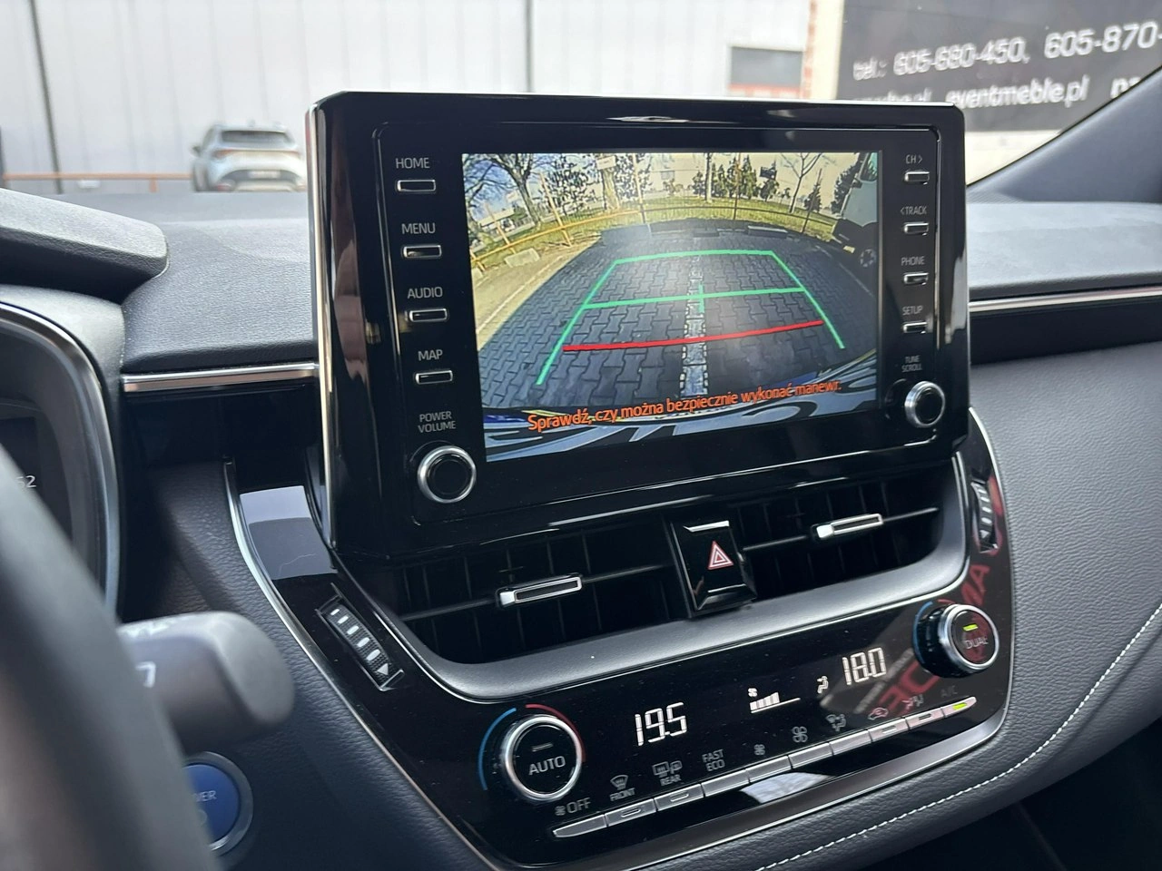 Toyota Corolla - Zdjęcie 18