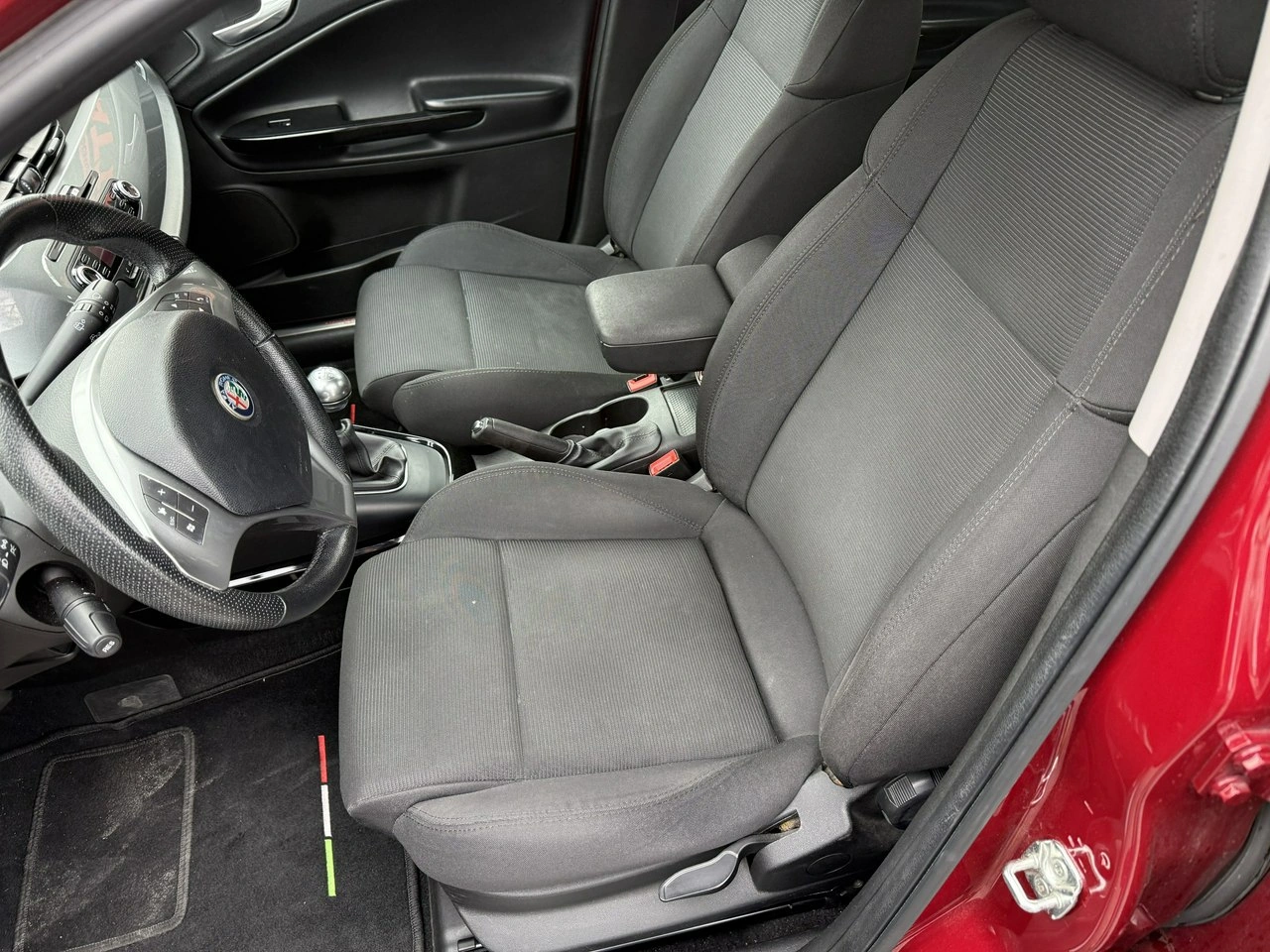 Alfa Romeo Giulietta - Zdjęcie 18