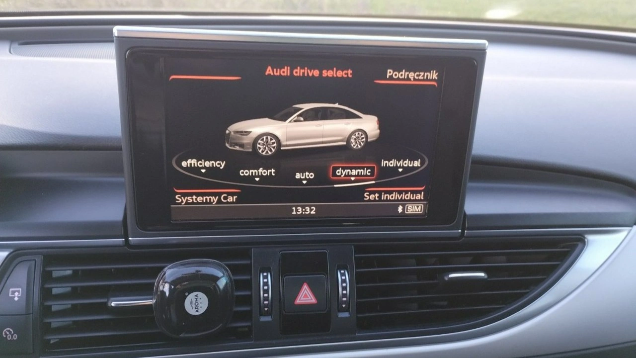 Audi A6 e-tron - Zdjęcie 10