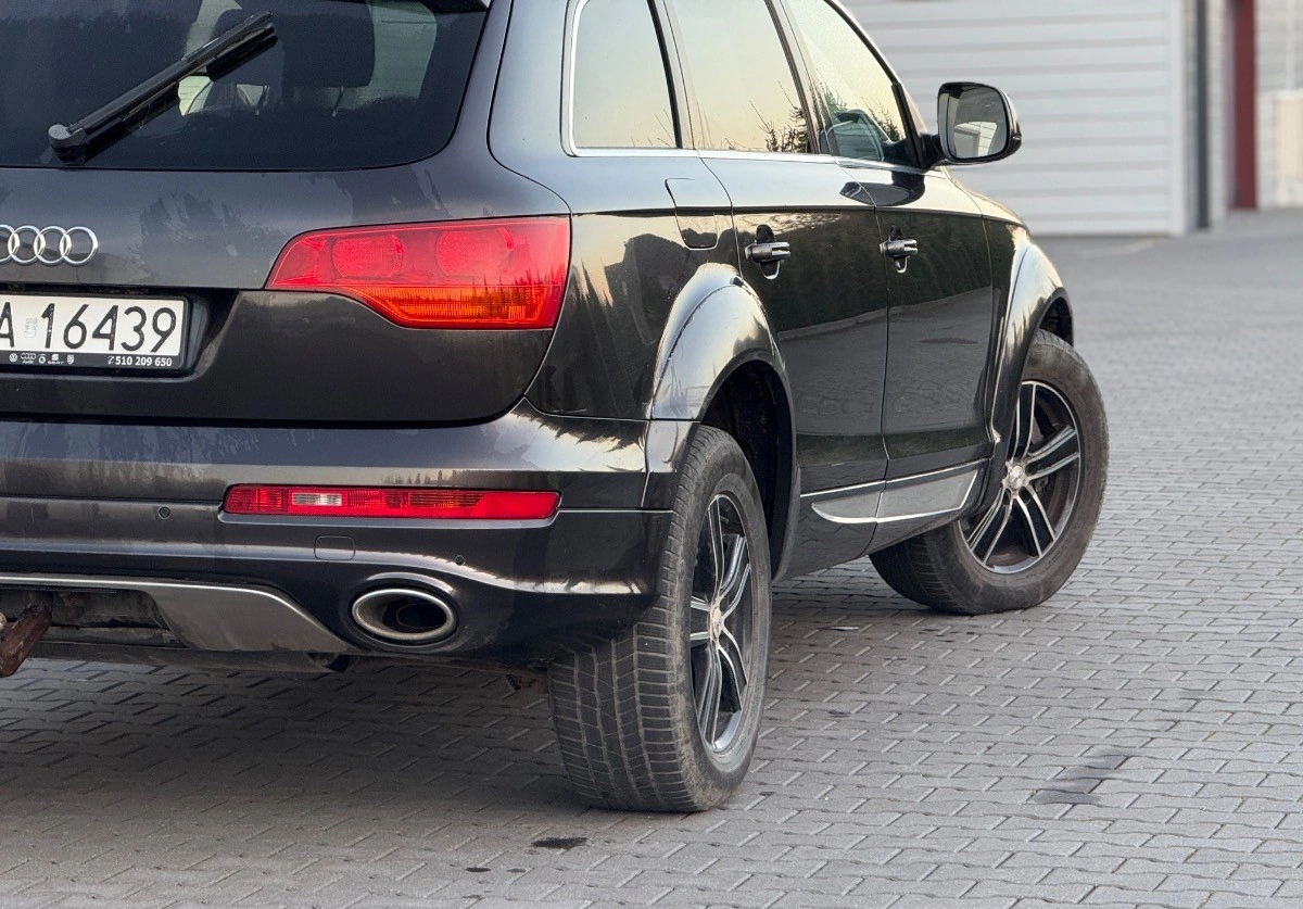 Audi Q7 - Zdjęcie 10