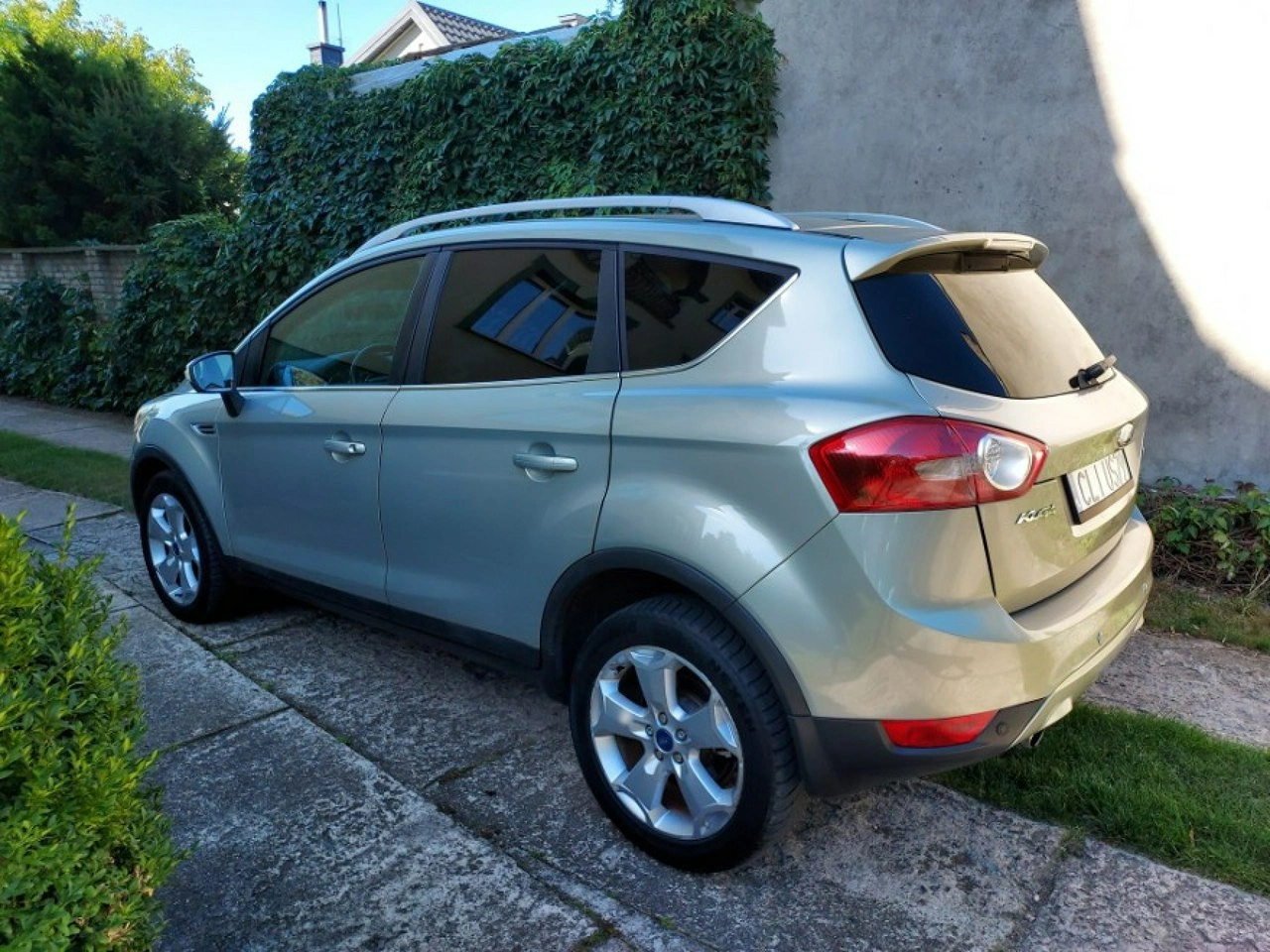 Ford Kuga - Zdjęcie 10