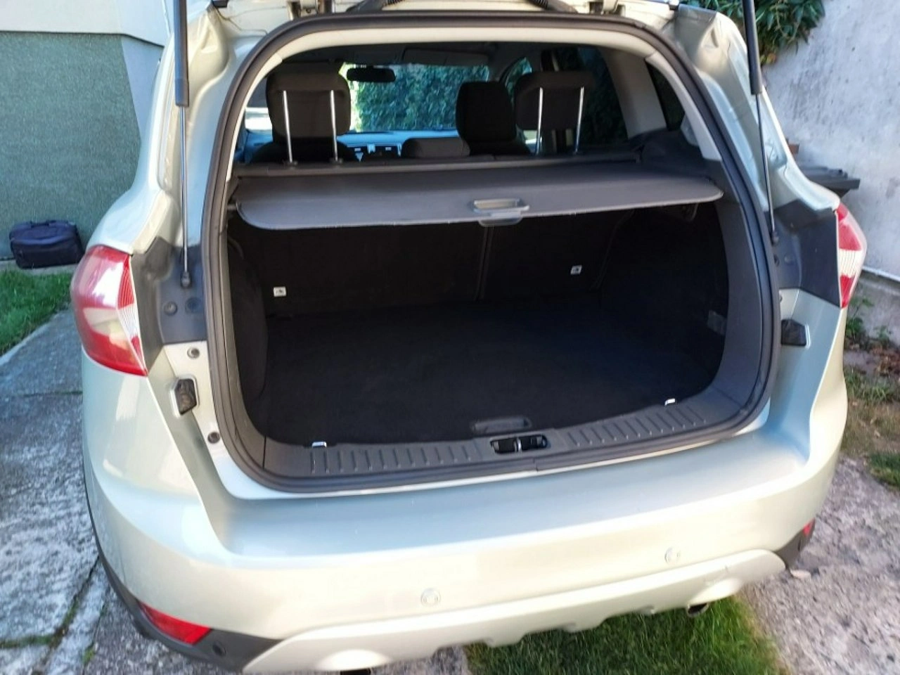 Ford Kuga - Zdjęcie 13