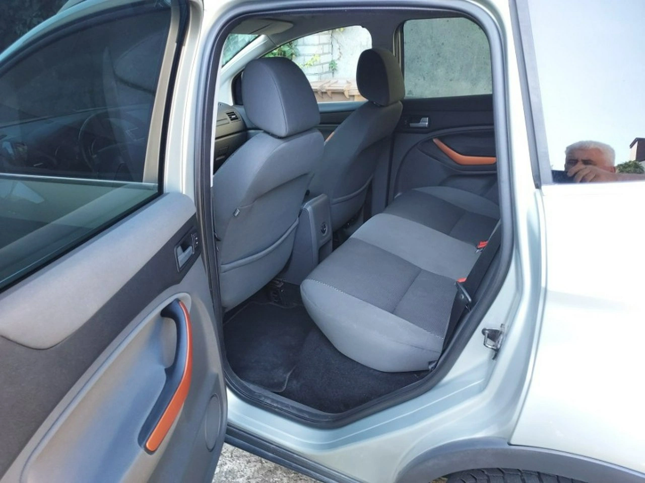 Ford Kuga - Zdjęcie 19