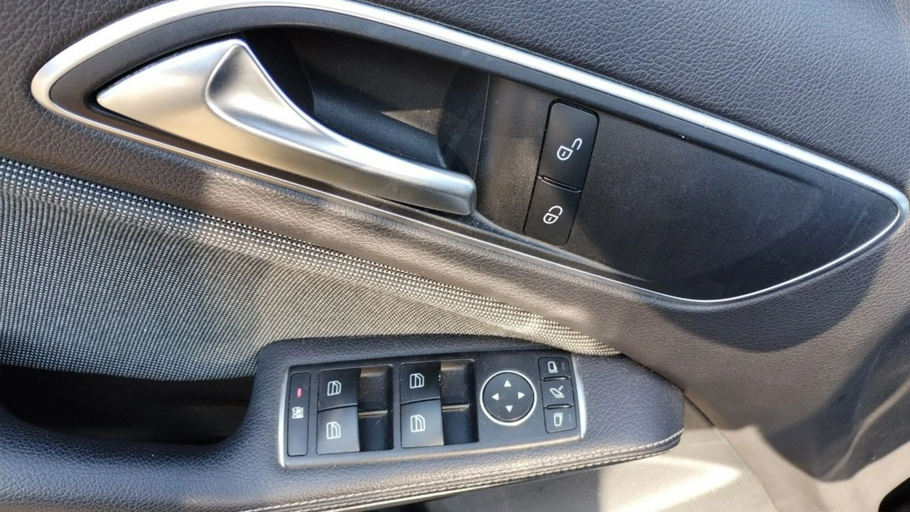 Mercedes A 140 - Zdjęcie 11