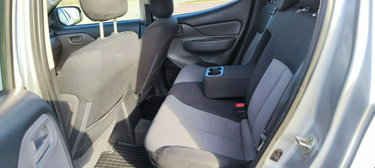 Mitsubishi L200 - Zdjęcie 12