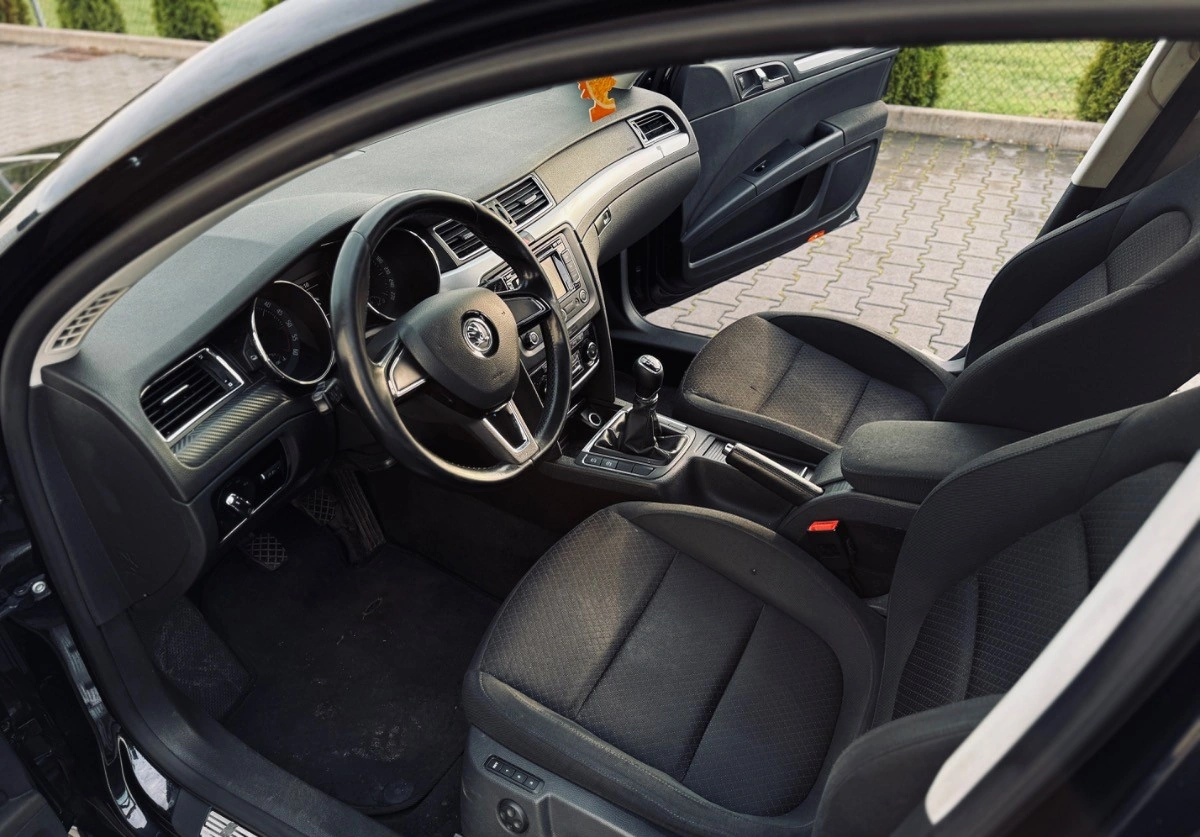 Skoda Superb - Zdjęcie 10