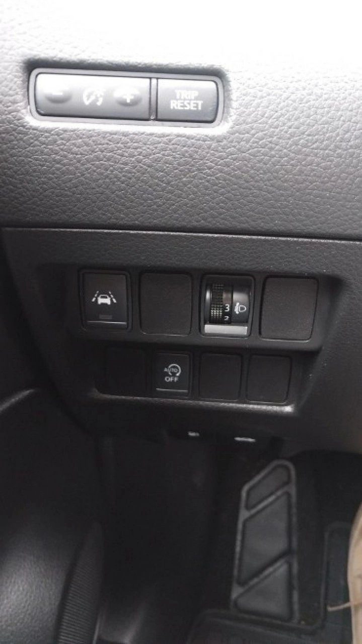 Nissan Qashqai - Zdjęcie 11