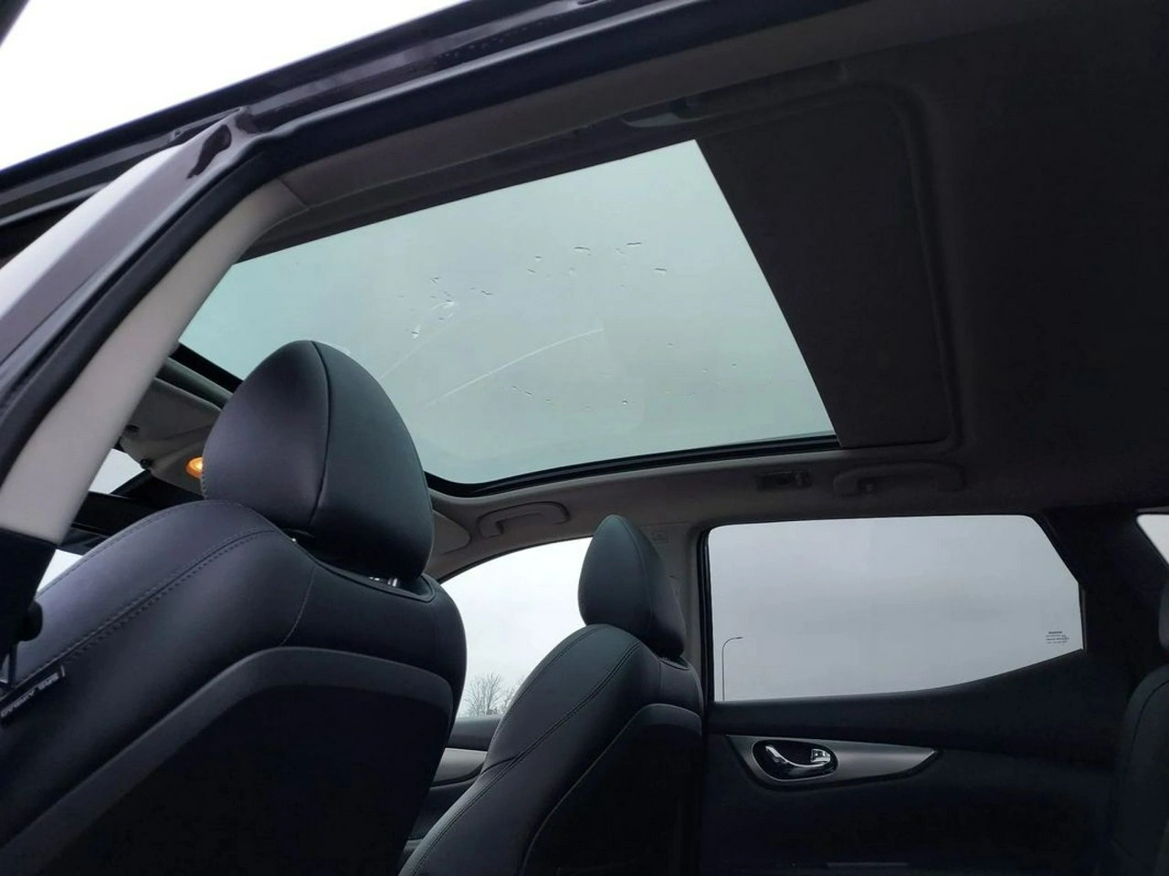 Nissan Qashqai - Zdjęcie 10