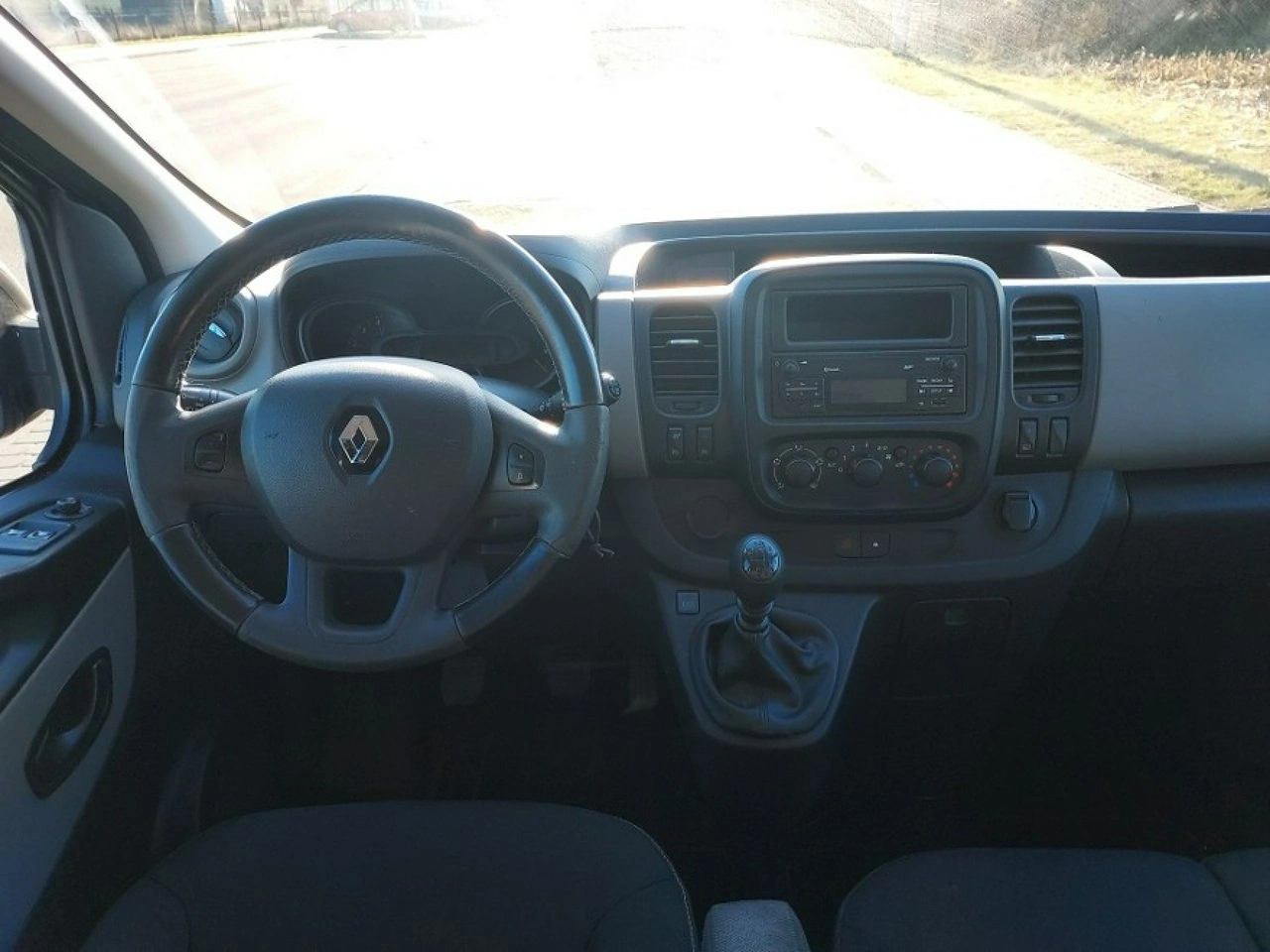 Renault Trafic - Zdjęcie 9