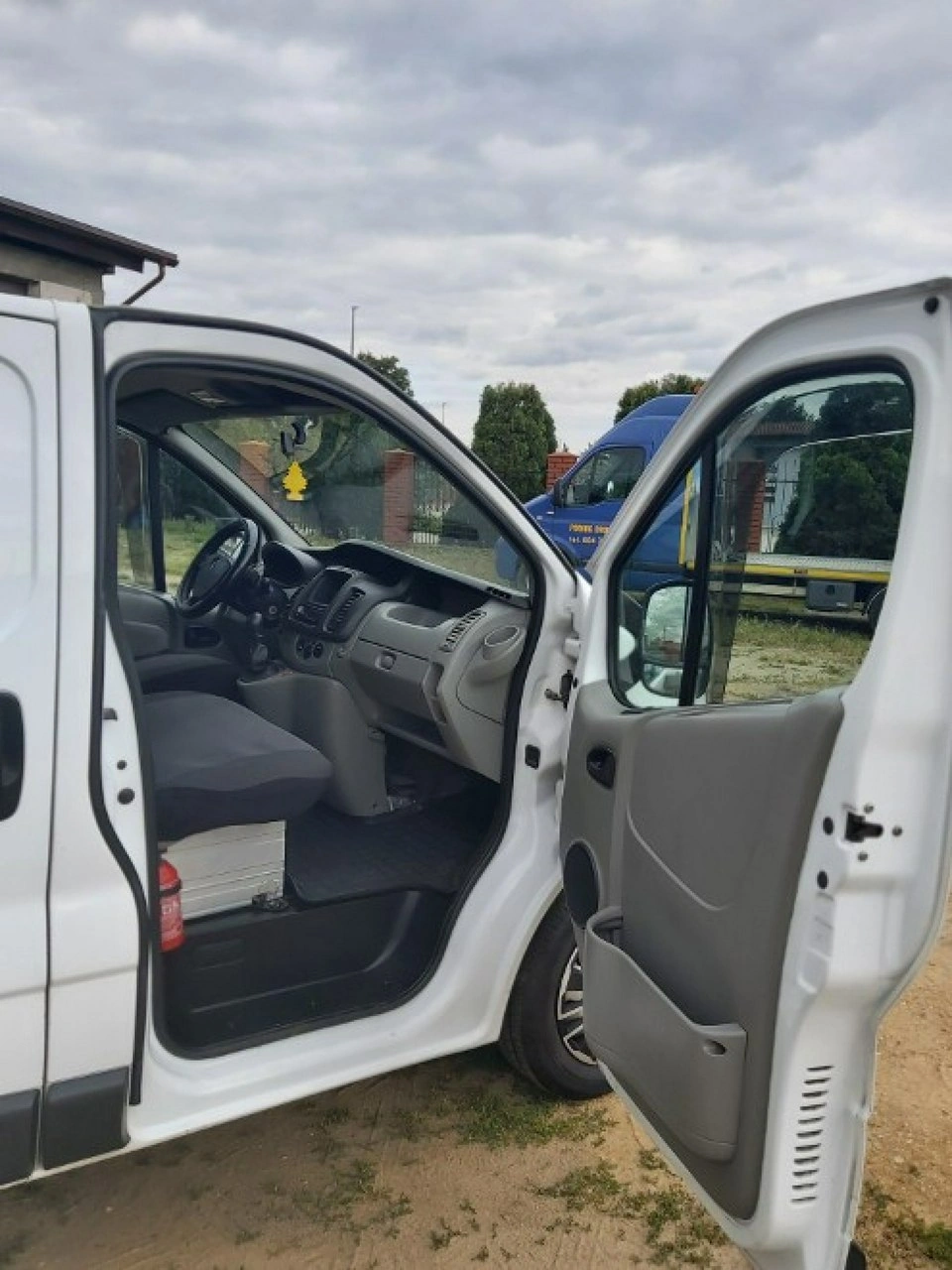 Opel Vivaro - Zdjęcie 11
