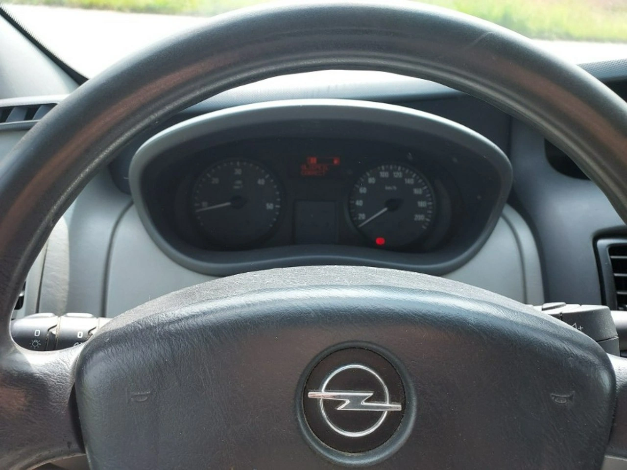 Opel Vivaro - Zdjęcie 2