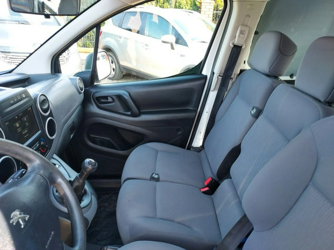 Peugeot Partner - Zdjęcie 14