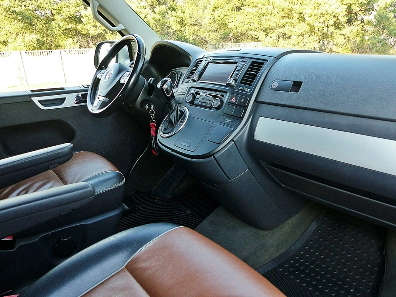 Volkswagen Multivan - Zdjęcie 24